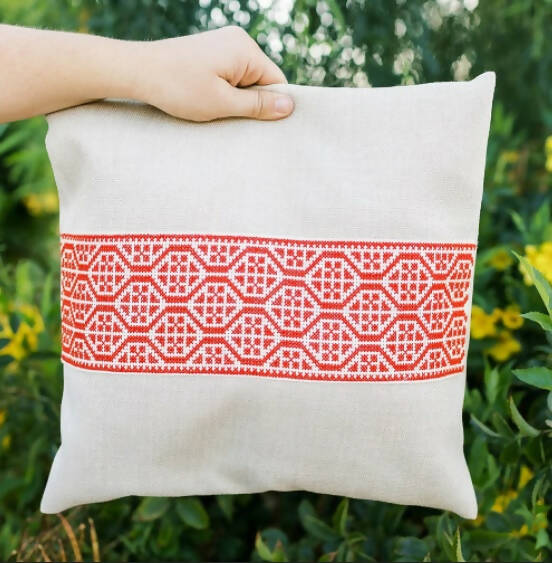 Tatreez Pillow- Palestinian Red