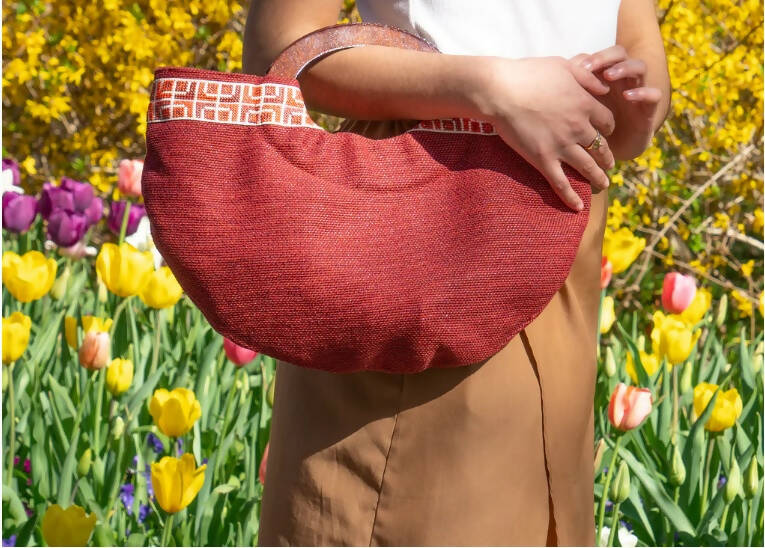 Half Moon Clutch in Red