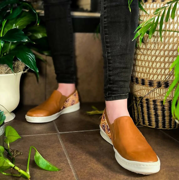 Slip-On Sneaker-Brown