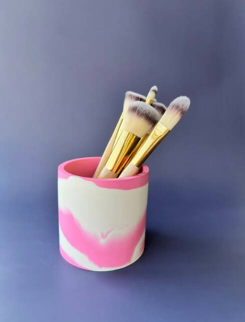 Marble Pen/Plant Pot