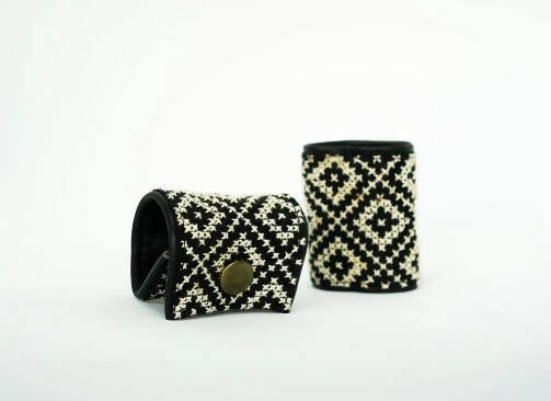 The Black and White Napkin Rings